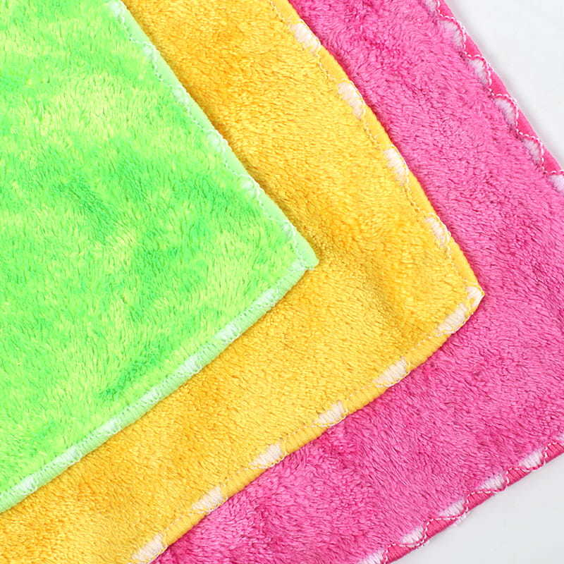 How to maintain and clean car wash towels to maintain their effectiveness and lifespan?